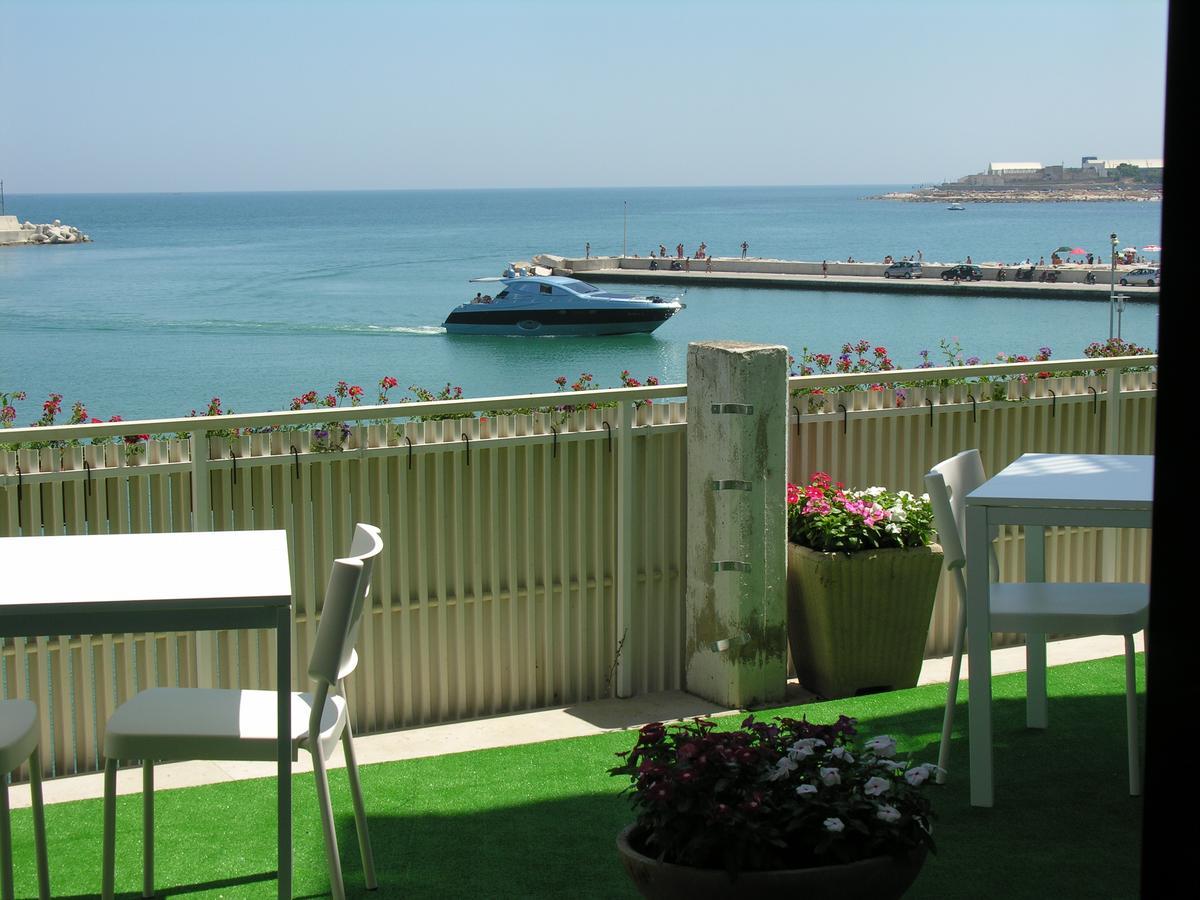 B&B La Baia Sea Rooms Bisceglie Luaran gambar